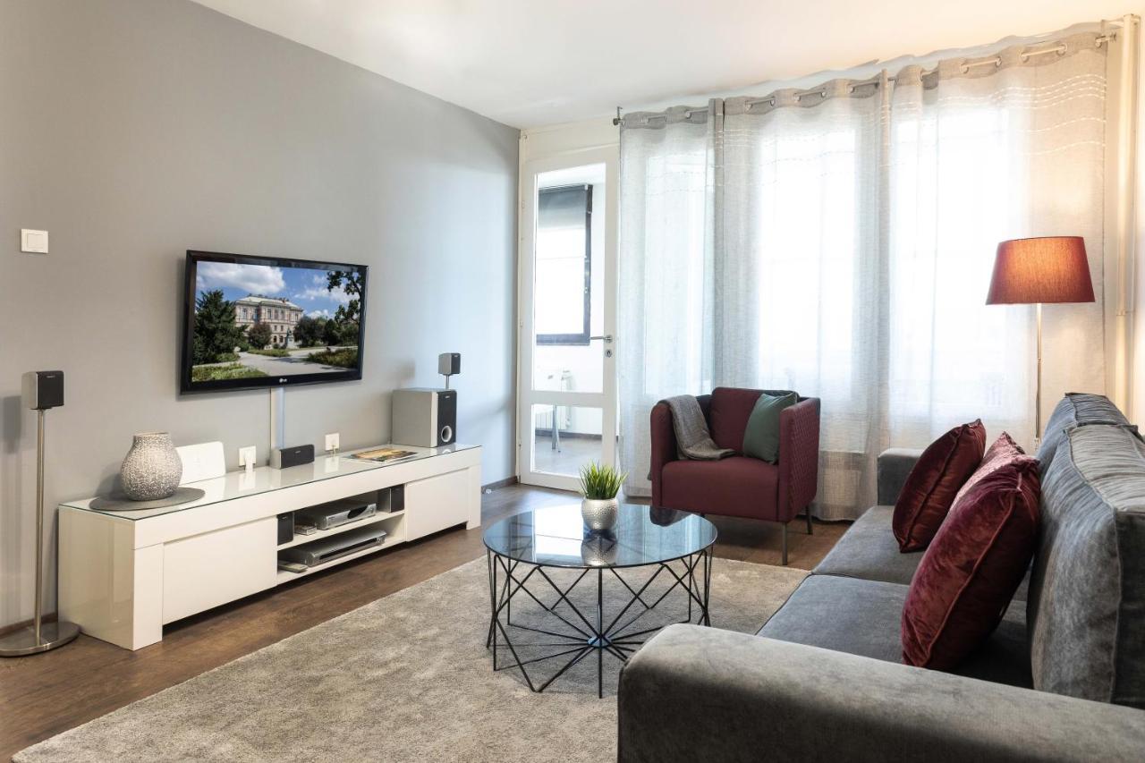 Modern Apartment Near Faculty Of El Engineering Zagreb Exterior foto